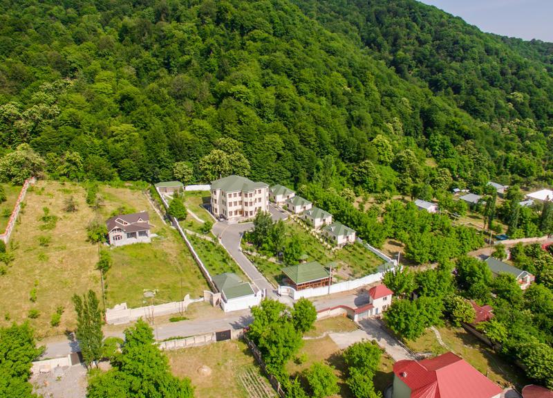 White Boutique Hotel