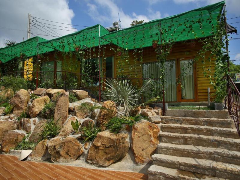 Dendi Bungalow
