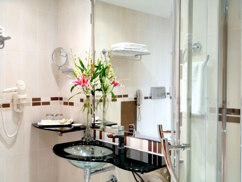 The Juffair Grand Hotel