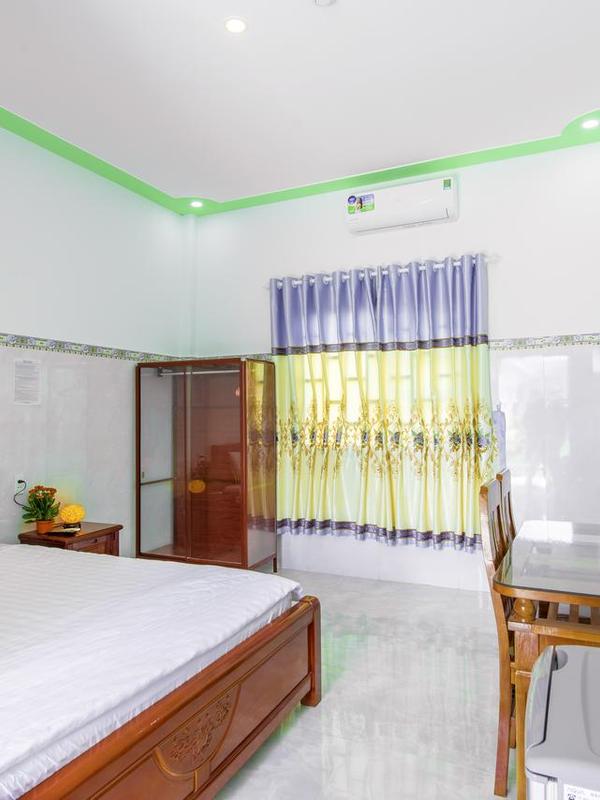 Nguyen Toan Hotel