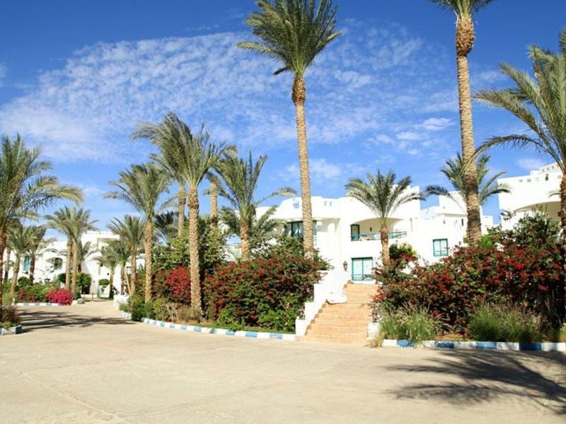 Dessole Royal Rojana Resort