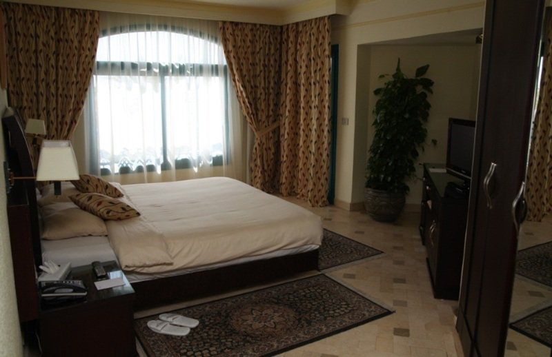 Dessole Royal Rojana Resort