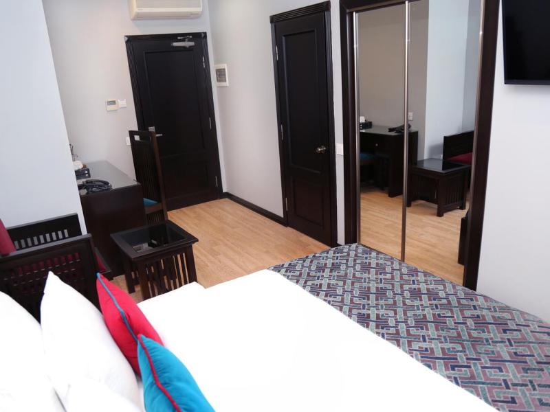 Hazz Hotel