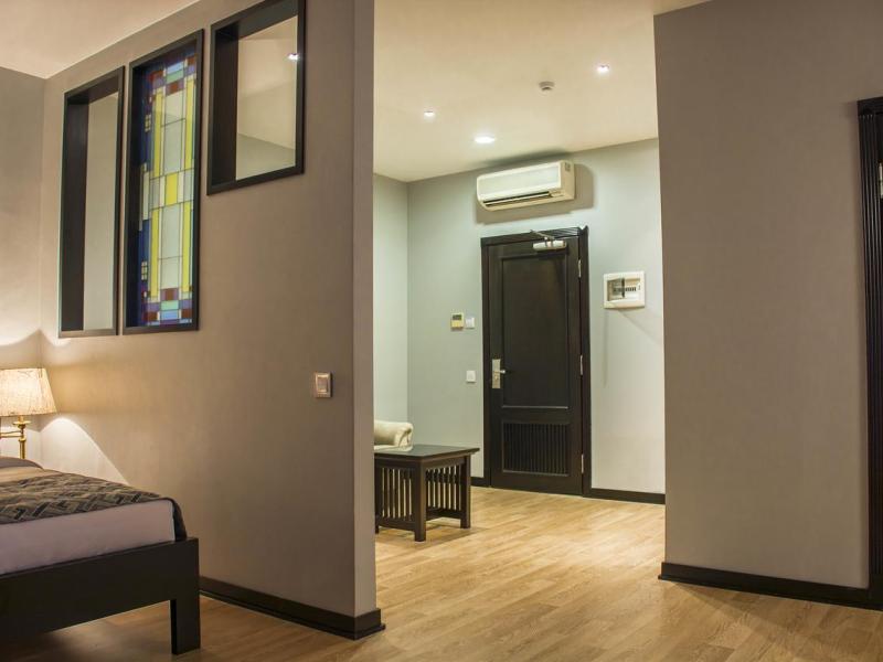 Hazz Hotel