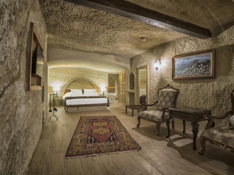 Utopia Cave