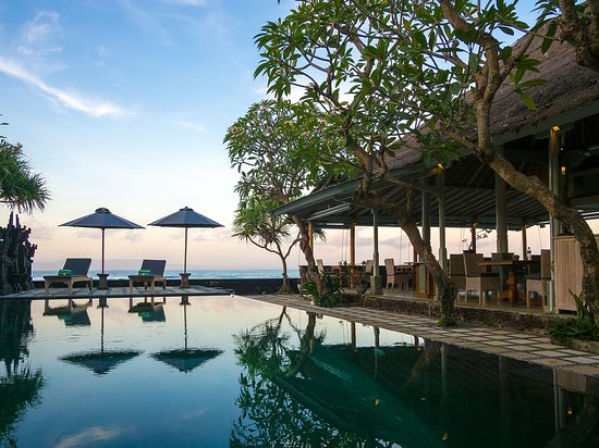 Alam Candi Dive Resort