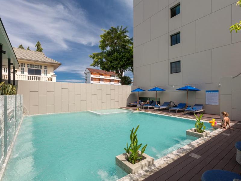 The Bay Exclusive Hotel