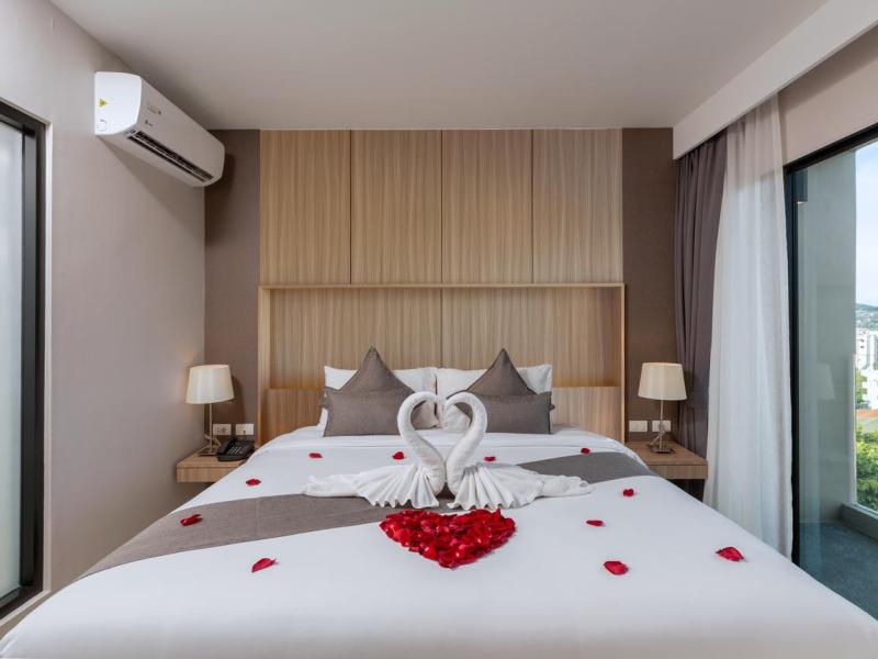 The Bay Exclusive Hotel