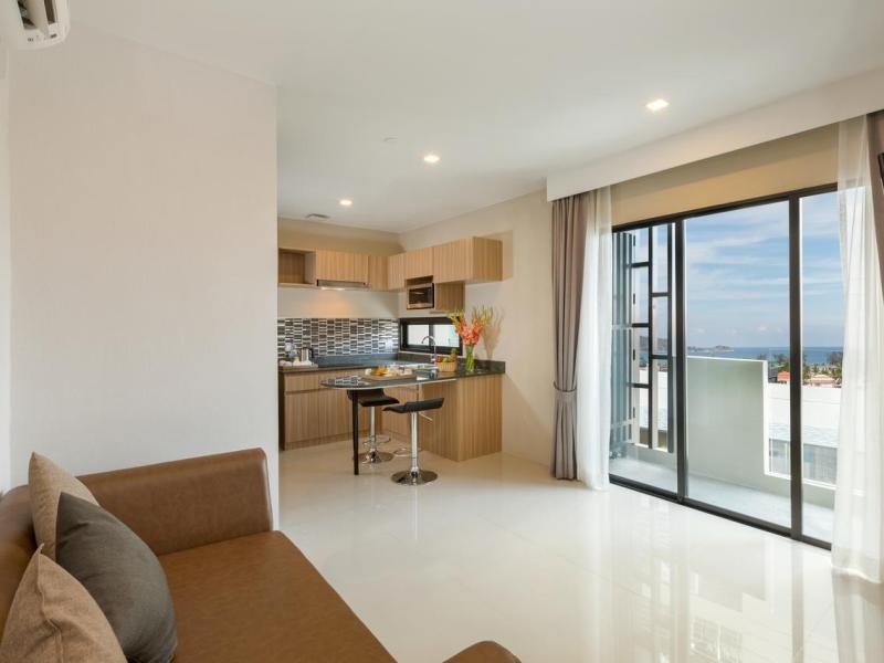 The Bay Exclusive Hotel