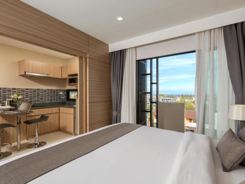 The Bay Exclusive Hotel