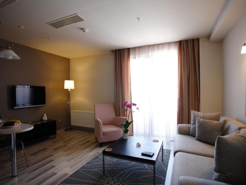 Home Stay Home Sisli