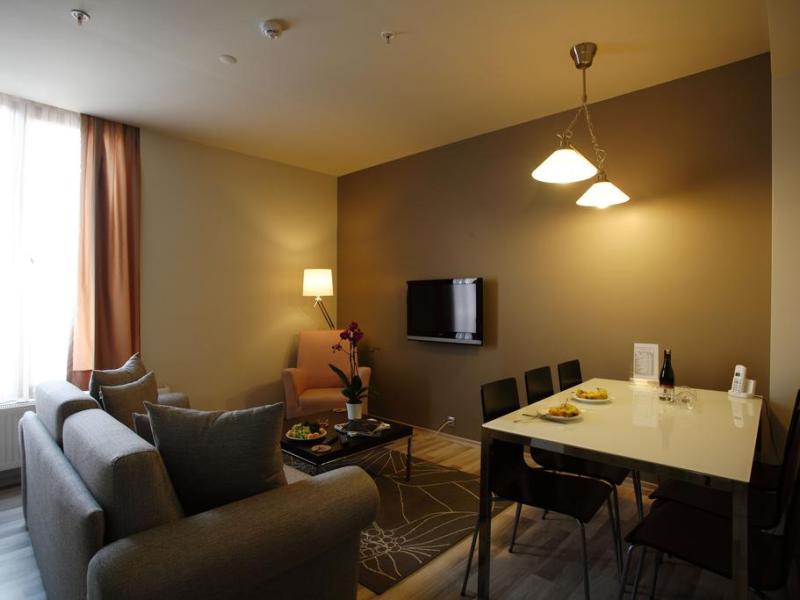 Home Stay Home Sisli