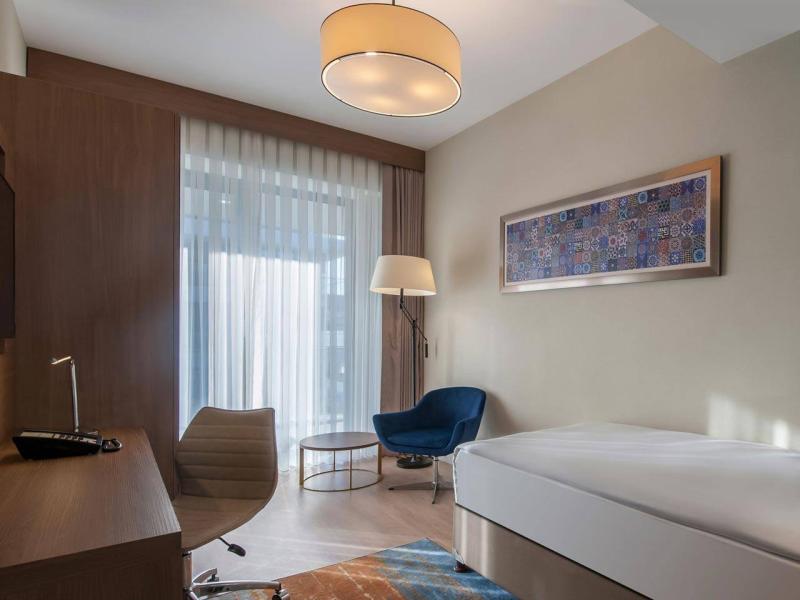 The Superior Living Batisehir