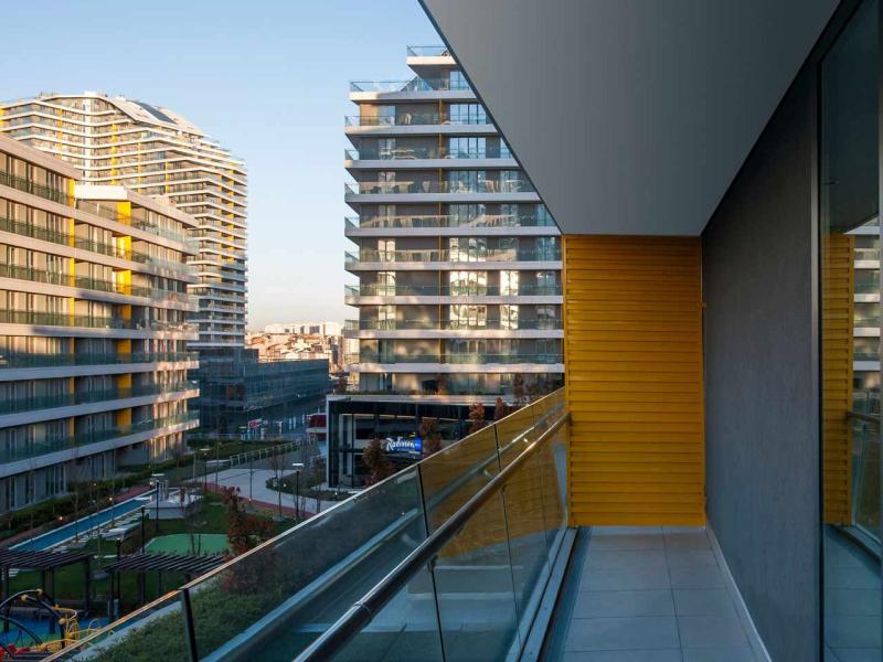 The Superior Living Batisehir