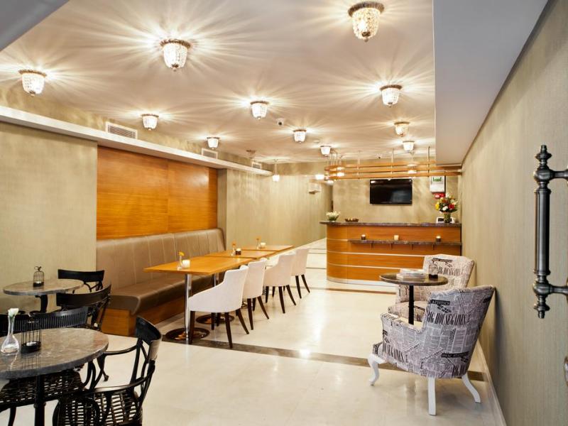 Gravis Suites Hotel