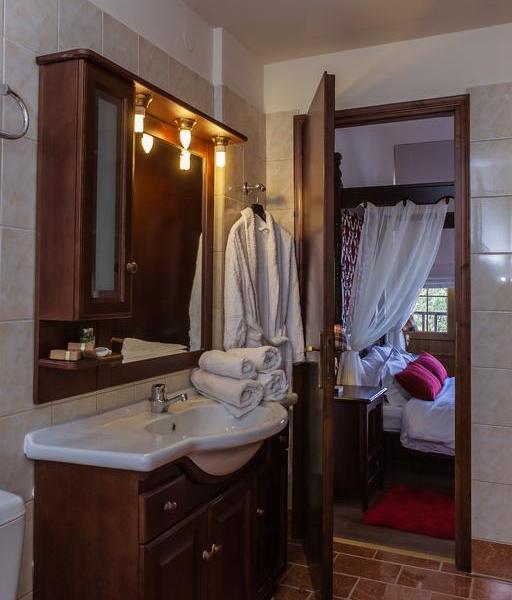 Manthos Mountain Resort & Spa