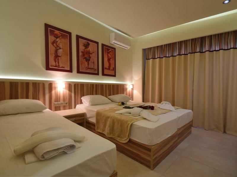 Bomo Dafni Plus Hotel