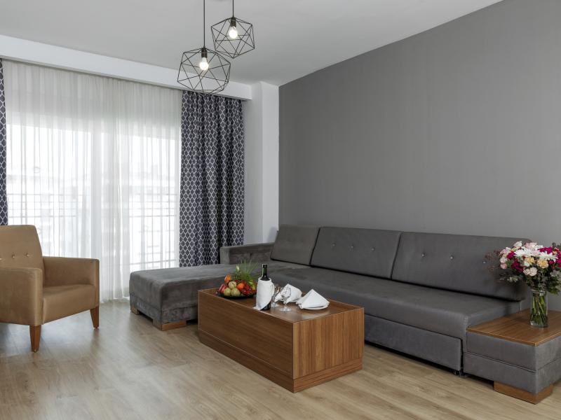 Greenwood Suites Resort