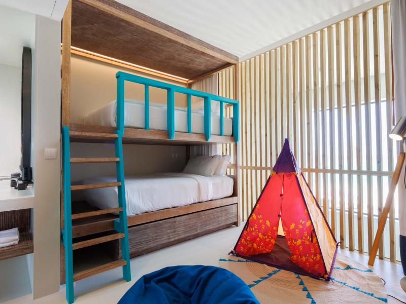 Hard Rock Hotel Maldives