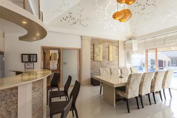 Dhevan Dara Resort & Spa
