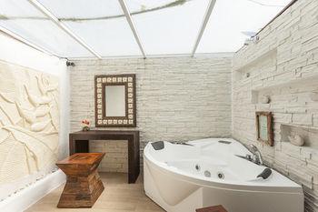 Dhevan Dara Resort & Spa