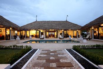 Dhevan Dara Resort & Spa