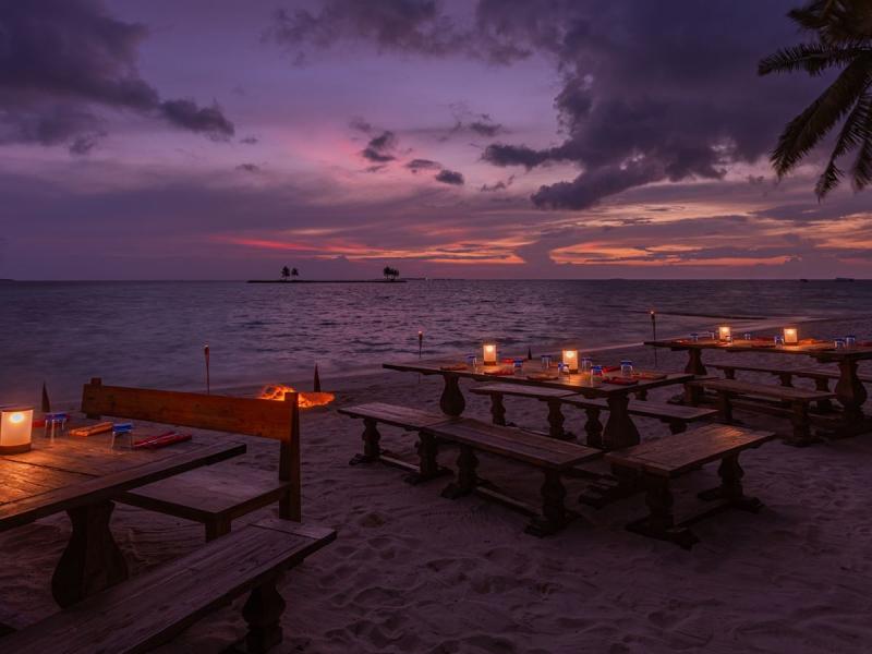 The Standard Huruvalhi Maldives