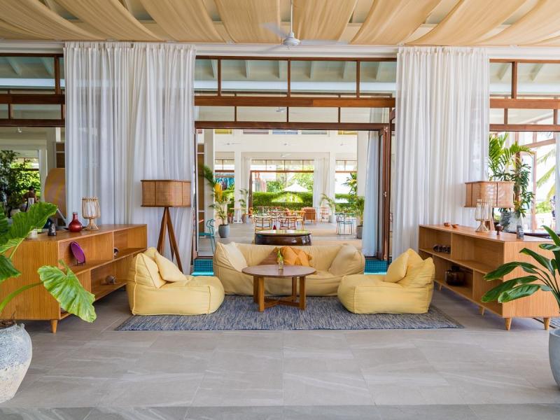 The Standard Huruvalhi Maldives