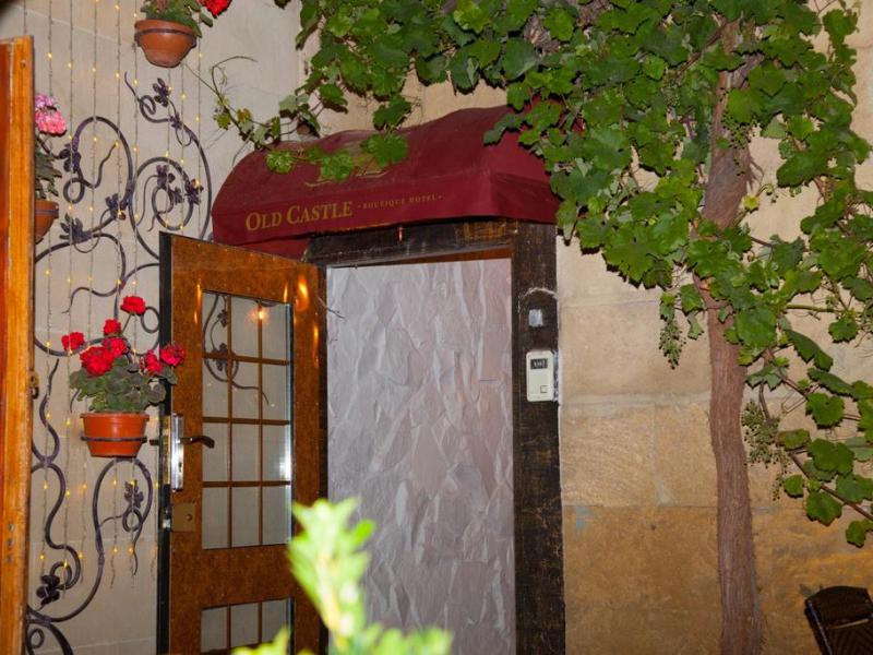 Old Castle Boutique Hotel