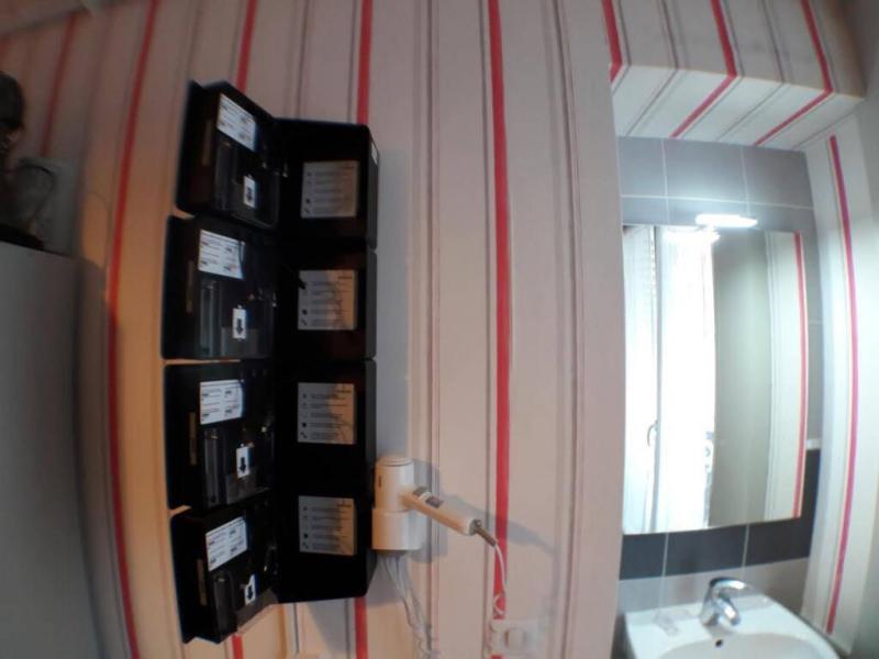 Plug-Inn Hostel