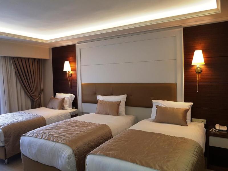 Grand Marcello Hotel