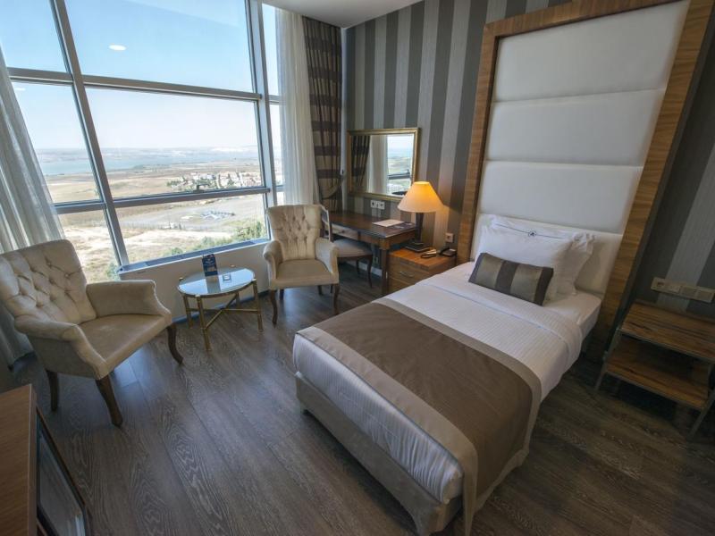 Manesol Fuar Hotel