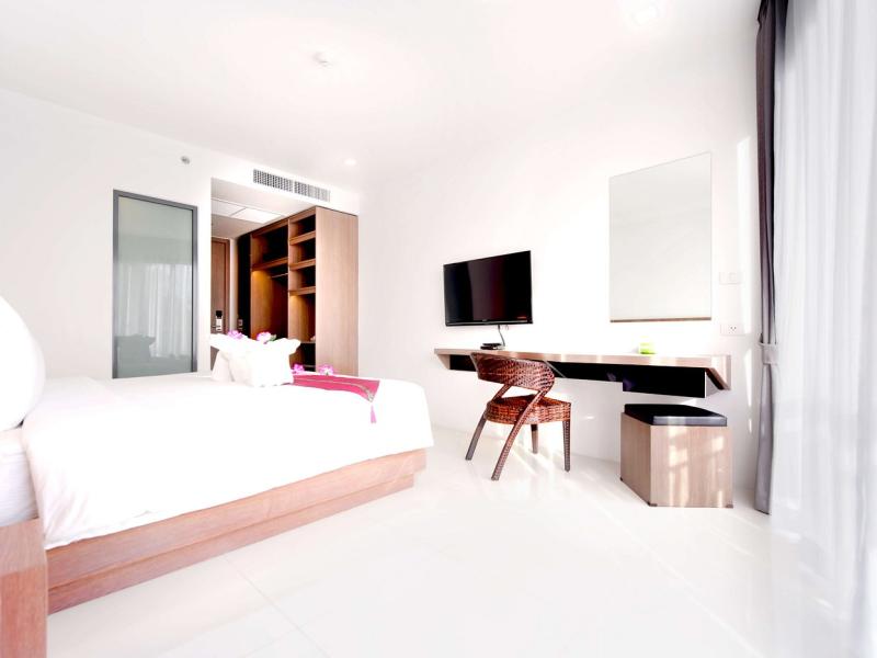 Phoenix Hotel Karon Beach