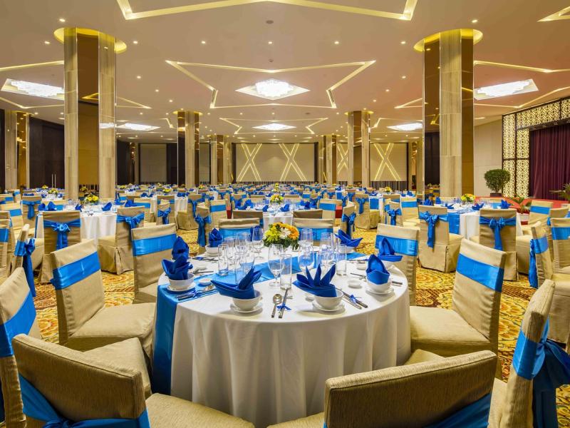 Diamond Bay Resort & Spa in Nha Trang City