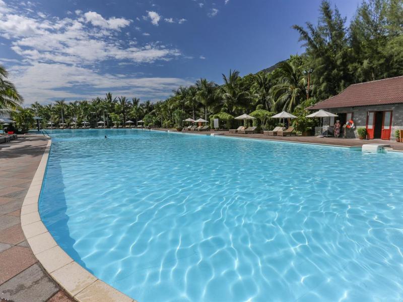 Diamond Bay Resort & Spa in Nha Trang City