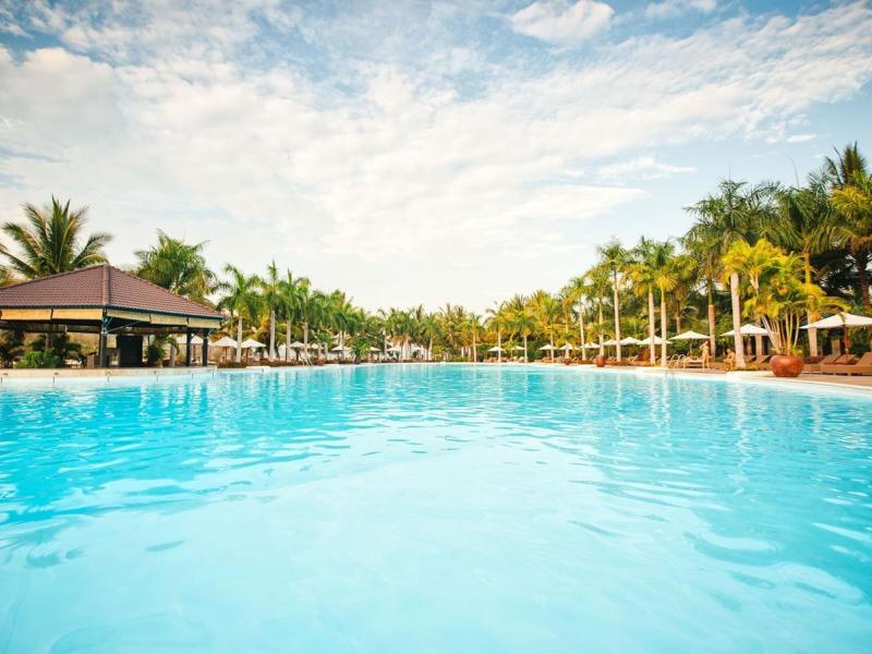 Diamond Bay Resort & Spa in Nha Trang City