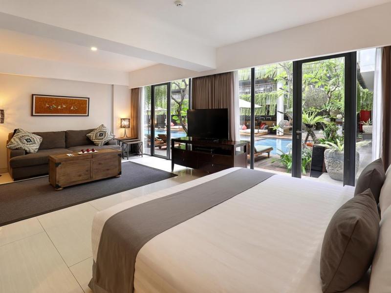 Hotel NEO+
