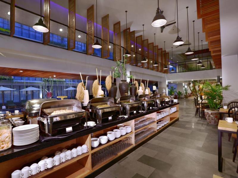 Hotel NEO+