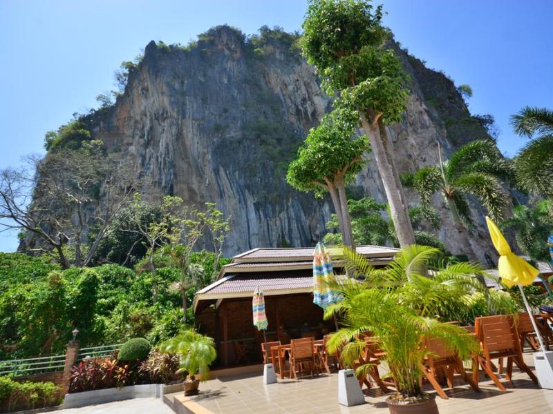Diamond Cave Resort