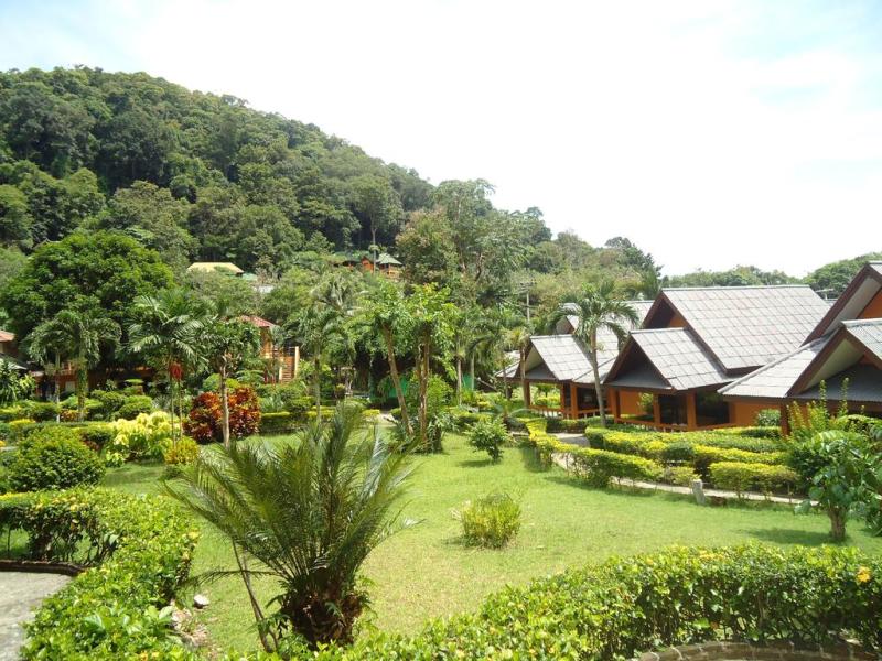 Diamond Cave Resort