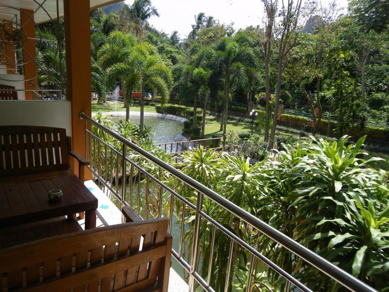 Diamond Cave Resort