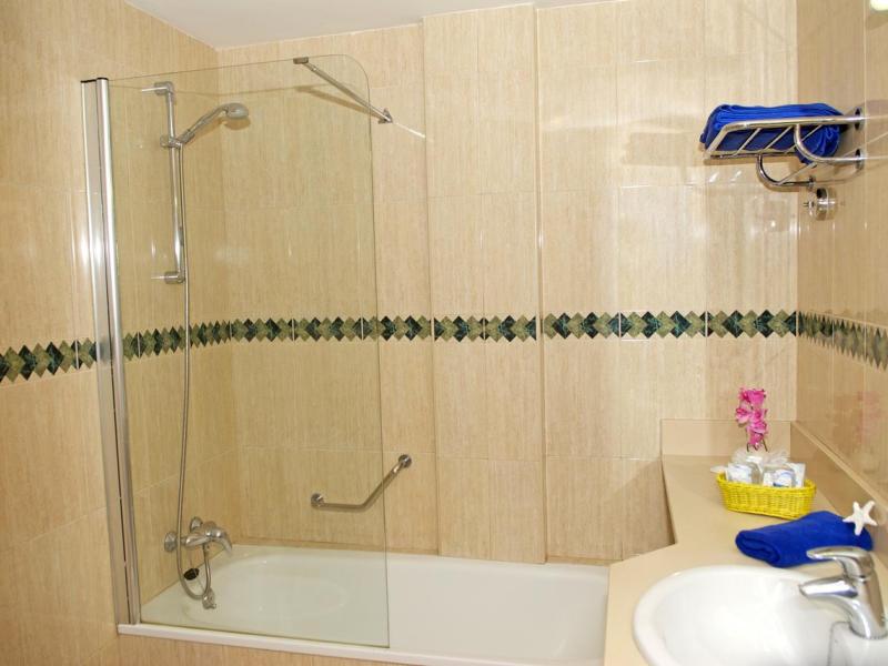 Cordial Marina Blanca