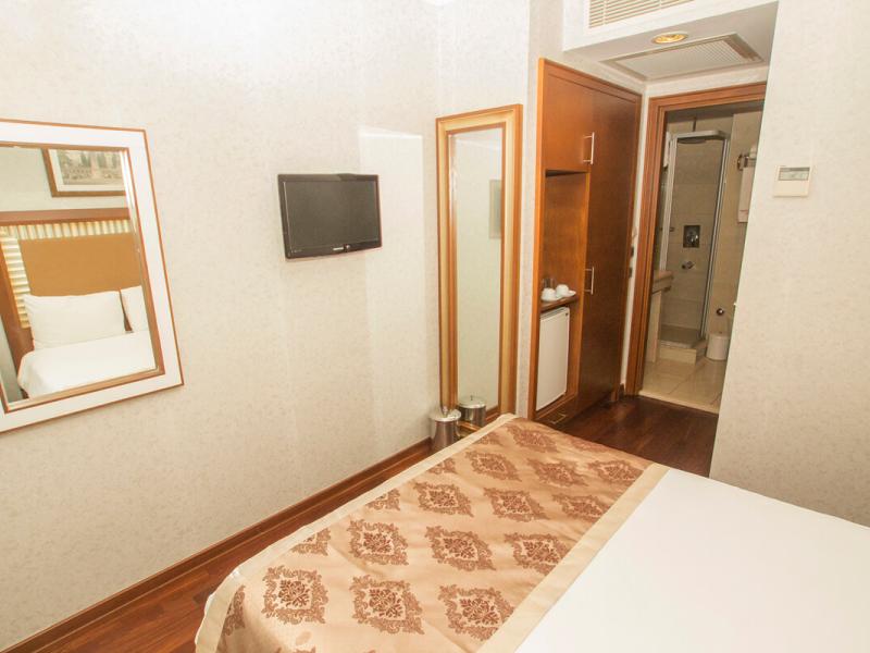 Nova Plaza Park Hotel