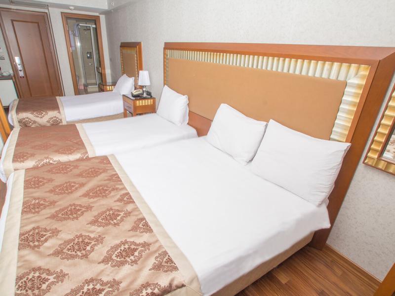 Nova Plaza Park Hotel