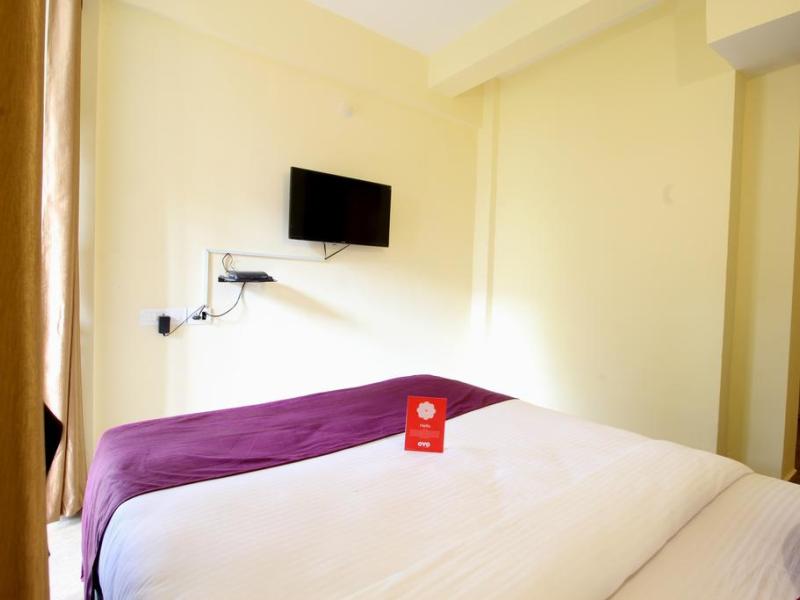 OYO 10385 Hotel Nirmala Vilas
