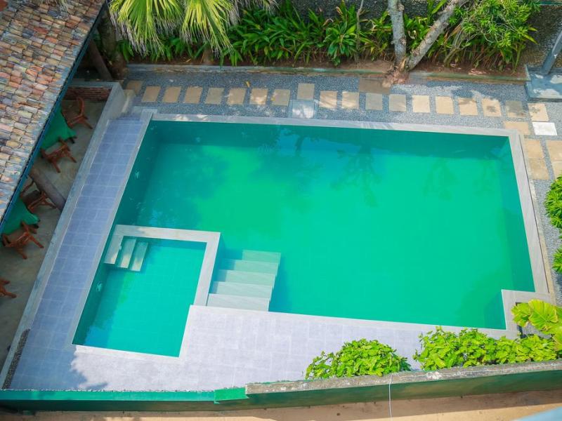 Moon Beam - The Beach Heaven