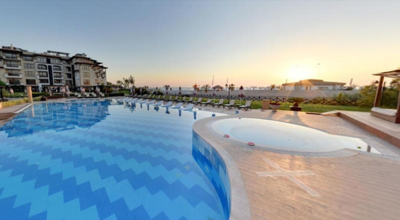 Oasis Beach Club