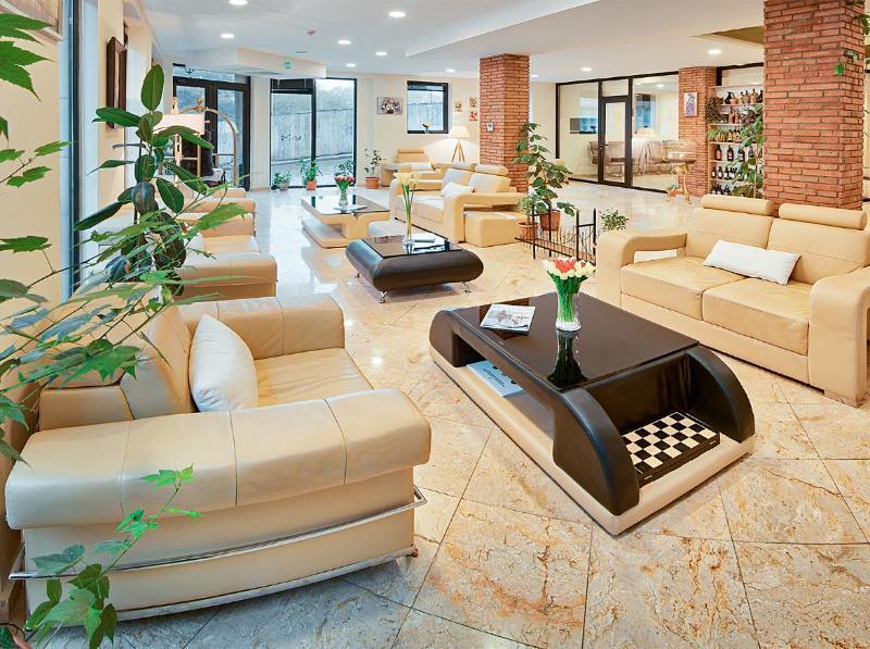 Atrium Boutique Hotel