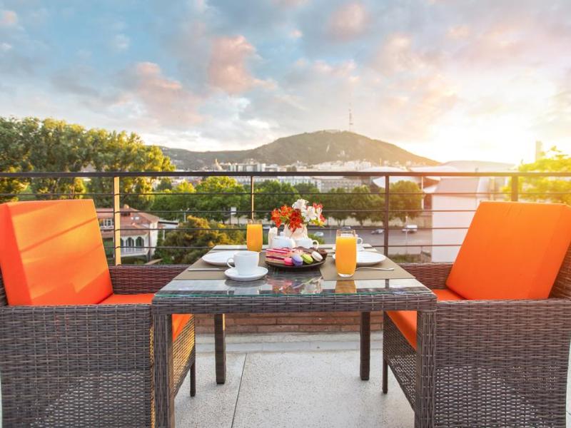 Atrium Boutique Hotel