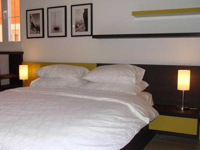 Alessandra Apartments 